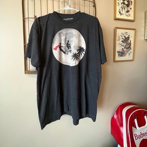 Hollyweird Tee